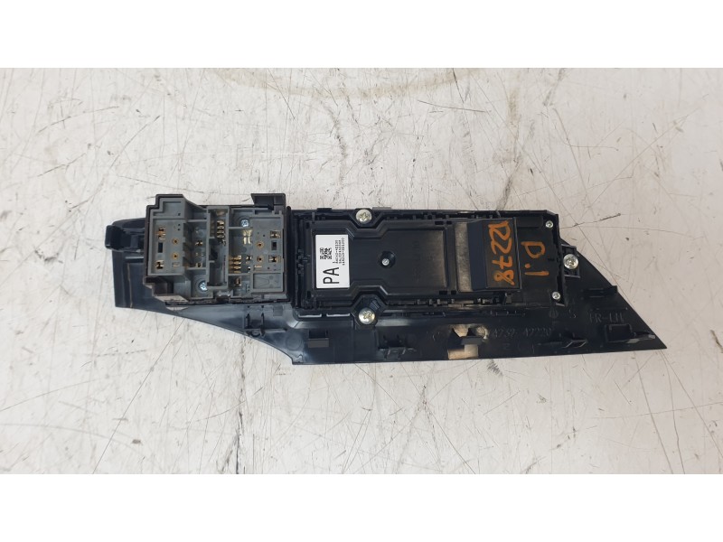 Recambio de mando elevalunas delantero izquierdo para toyota rav 4 v (_a5_, _h5_) 2.5 hybrid awd (axap54) referencia OEM IAM 840