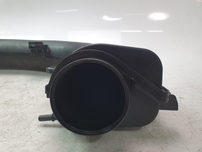 Recambio de tubo aspiracion admision para opel insignia b grand sport (z18) 2.0 (68) referencia OEM IAM 84470689  