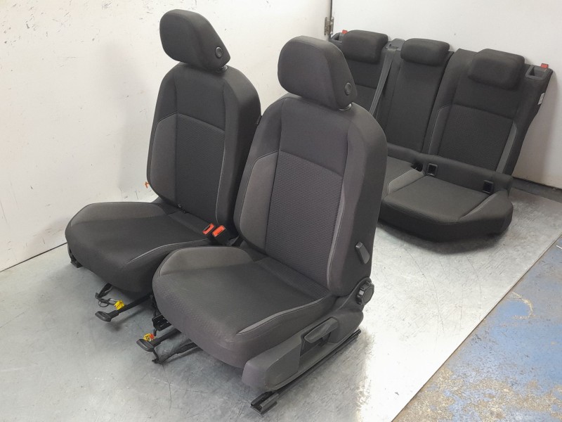 Recambio de juego asientos completo para volkswagen taigo taigo referencia OEM IAM 2G0881405AN  
