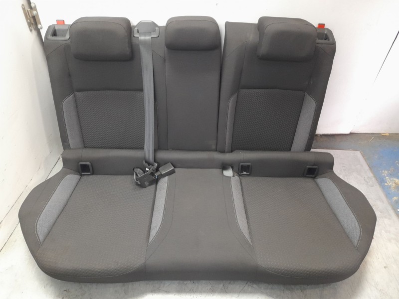 Recambio de juego asientos completo para volkswagen taigo taigo referencia OEM IAM 2G0881405AN  