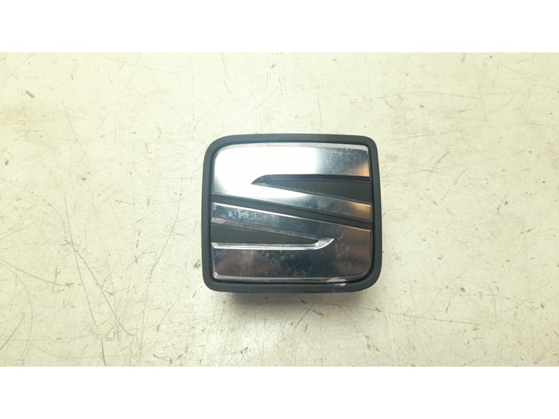 Recambio de maneta exterior porton para seat ibiza v (kj1, kjg) 1.0 tsi referencia OEM IAM 6F0827565  