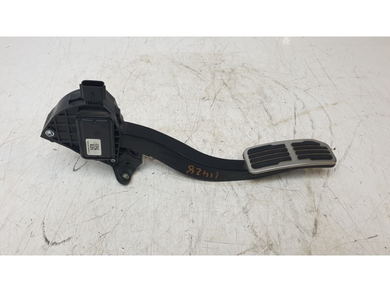 Recambio de potenciometro pedal para land rover range rover velar 2.0 turbo cat referencia OEM IAM LR113938  