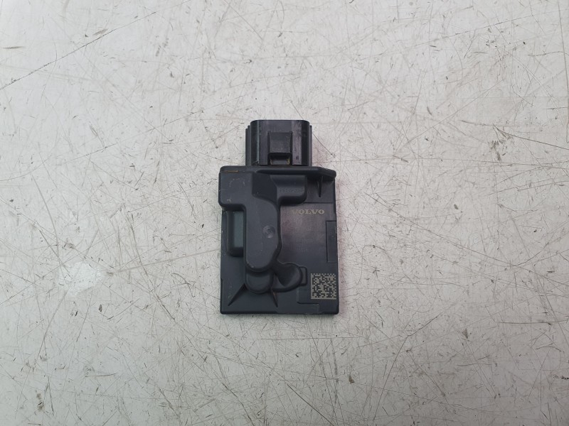Recambio de modulo electronico para volvo xc60 ii (246) b4 mild-hybrid referencia OEM IAM 32312196  