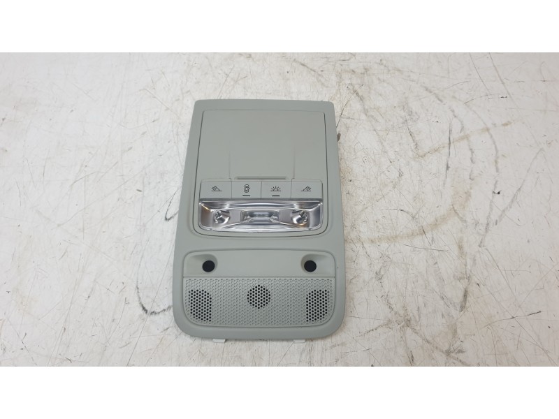 Recambio de luz interior para audi q3 (8ug) base referencia OEM IAM 8X0947135AG  