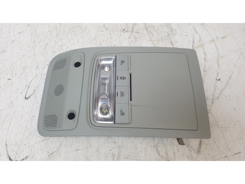 Recambio de luz interior para audi q3 (8ug) base referencia OEM IAM 8X0947135AG  