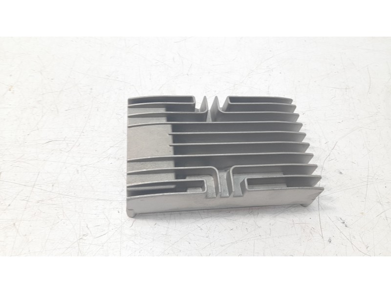 Recambio de amplificador de sonido para land rover discovery sport hse referencia OEM IAM FK7219C164ZF  