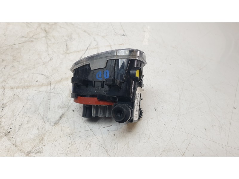 Recambio de faro antiniebla derecho para nissan juke (f16_) dig-t 117 referencia OEM IAM 261504122R  13018552
