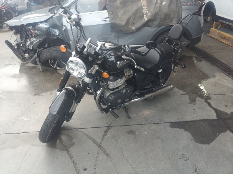 royal enfield super meteor 650 del año 2023