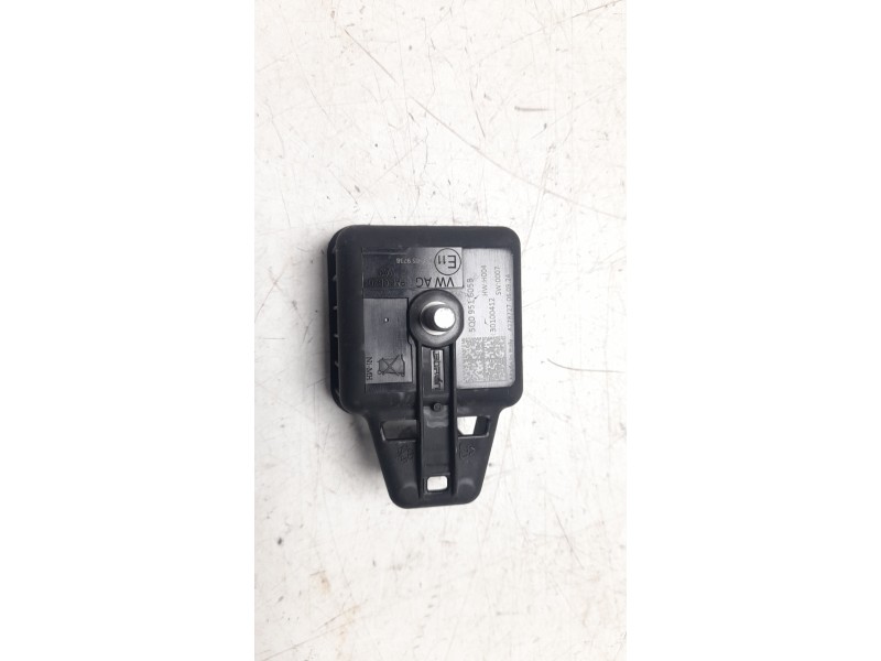 Recambio de modulo electronico para seat ibiza v (kj1, kjg) 1.0 tsi referencia OEM IAM 5Q0951605B  