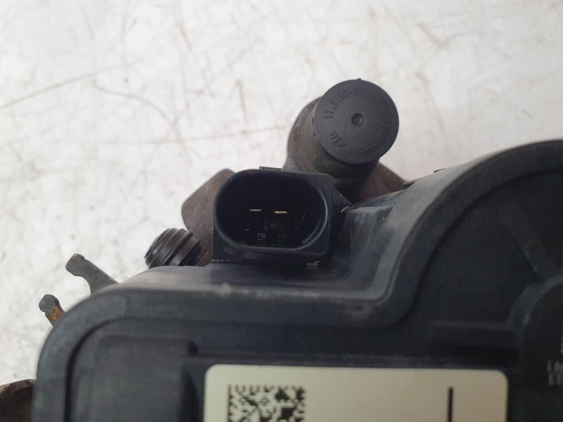 Recambio de pinza de freno trasera izquierda para land rover discovery sport hse referencia OEM IAM FK722K327BD  