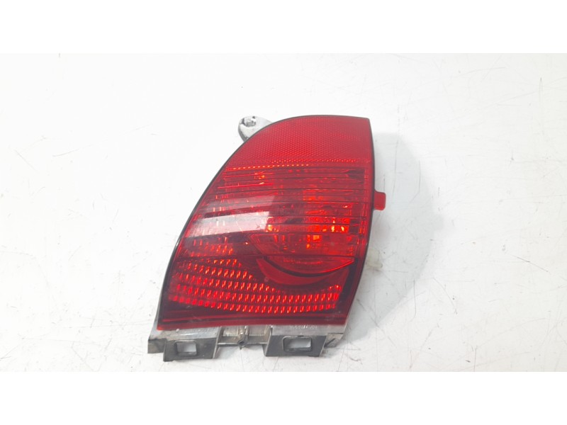 Recambio de piloto trasero izquierdo paragolpes para peugeot 2008 i (cu_) 1.2 thp 110 / puretech 110 referencia OEM IAM 97740100