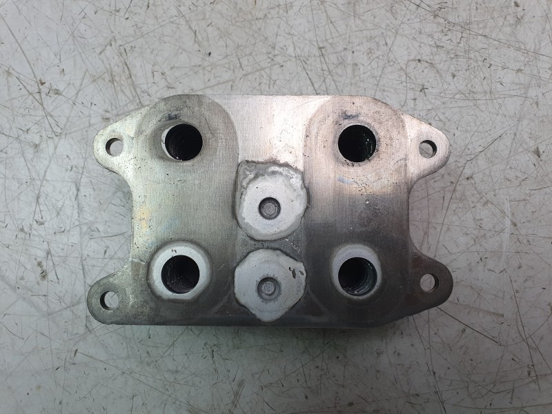 Recambio de enfriador aceite motor para seat ibiza v (kj1, kjg) 1.0 tsi referencia OEM IAM 04E117021K  