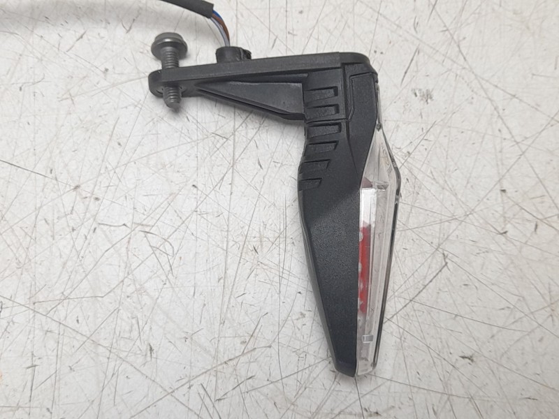 Recambio de piloto trasero derecho para bmw r 1250 r 1250 gs adventure referencia OEM IAM 63238557202  