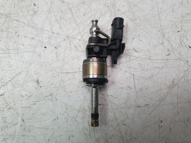 Recambio de inyector para seat ibiza v (kj1, kjg) 1.0 tsi referencia OEM IAM 026150007B  