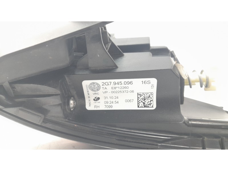 Recambio de piloto trasero derecho para volkswagen taigo taigo referencia OEM IAM 2G7945096  
