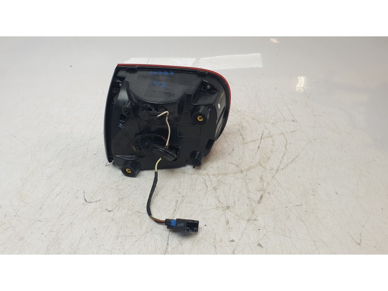 Recambio de piloto trasero izquierdo interior para citroën c5 aircross (ac_, aj_, ar_, a4_) 2.0 bluehdi 180 (ajehzr) referencia 