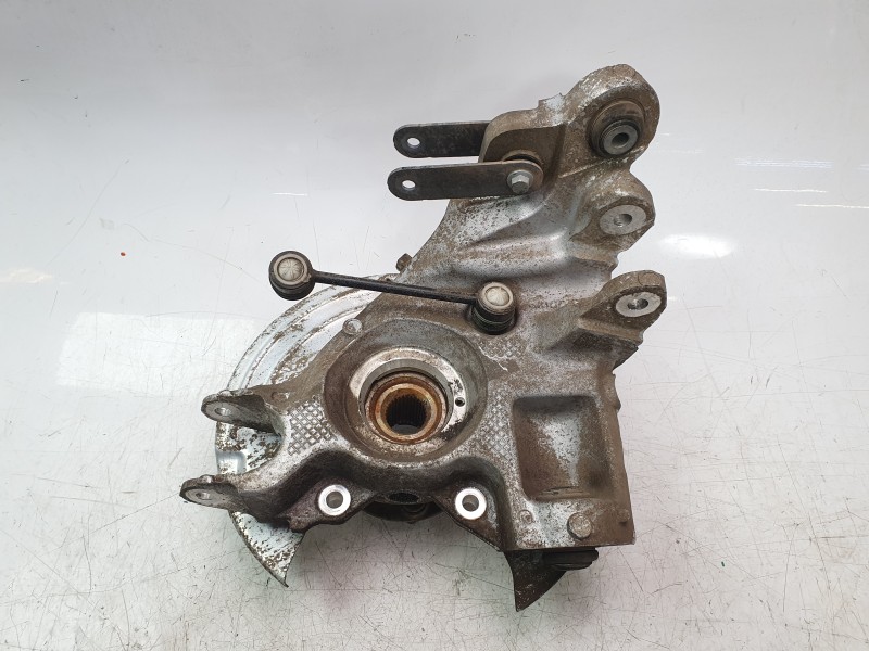 Recambio de mangueta trasera izquierda para land rover discovery sport hse referencia OEM IAM LR087650  