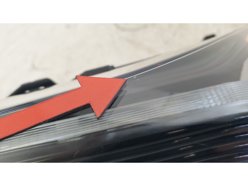 Recambio de faro derecho para lynk & co 01 phev referencia OEM IAM 8893628771  