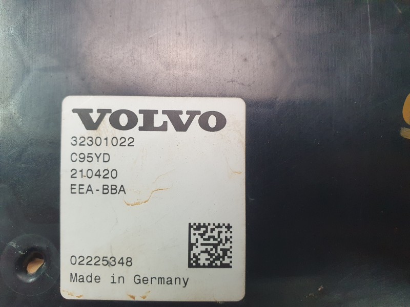 Recambio de inversor para volvo xc60 ii (246) b4 mild-hybrid referencia OEM IAM 32301022  
