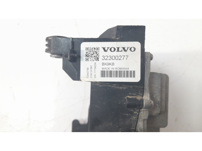 Recambio de modulo electronico para volvo xc60 ii (246) b4 mild-hybrid referencia OEM IAM 32300277  