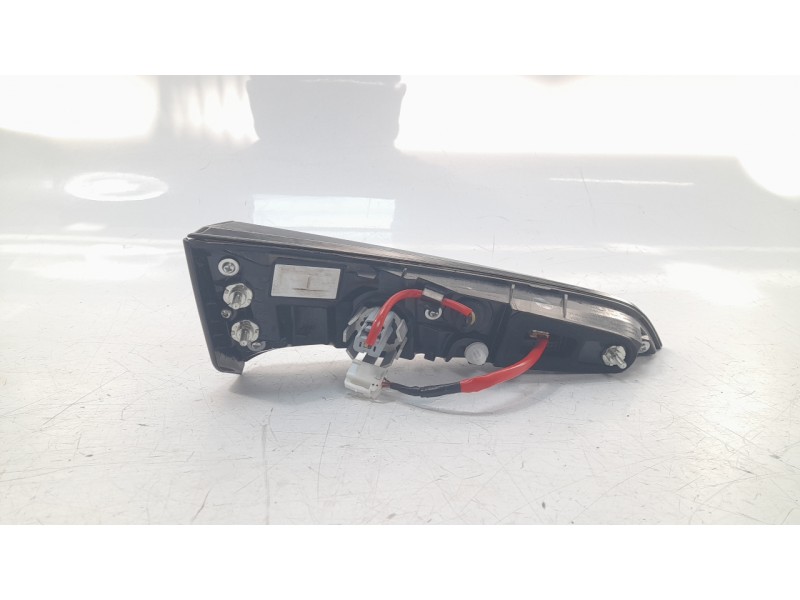Recambio de piloto trasero derecho interior para toyota corolla fastback (_e21_) 1.8 hybrid (zwe211) referencia OEM IAM 8158102E