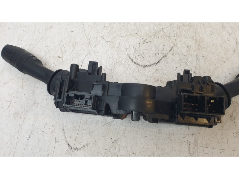 Recambio de mando multifuncion para toyota c-hr (_x1_) 1.8 hybrid (zyx10_, zyx11_) referencia OEM IAM 17F852  