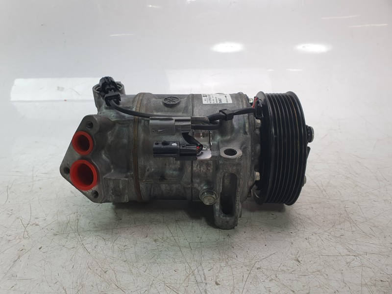 Recambio de compresor aire acondicionado para nissan juke (f16_) dig-t 117 referencia OEM IAM 926006UB1A  
