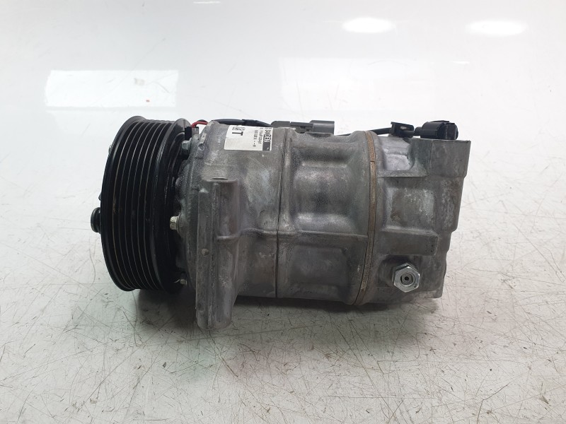Recambio de compresor aire acondicionado para nissan juke (f16_) dig-t 117 referencia OEM IAM 926006UB1A  