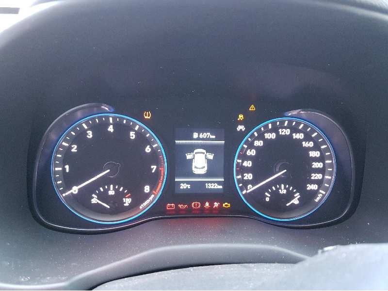 Recambio de cuadro instrumentos para hyundai kona 1.0 tgdi cat referencia OEM IAM 94013J9ALO  