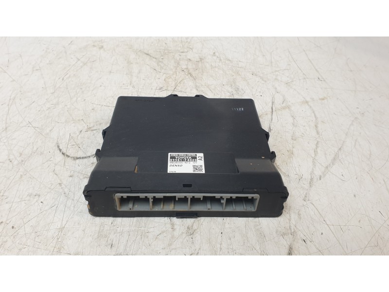 Recambio de modulo electronico para toyota c-hr (_x1_) 1.8 hybrid (zyx10_, zyx11_) referencia OEM IAM 89981F4020  