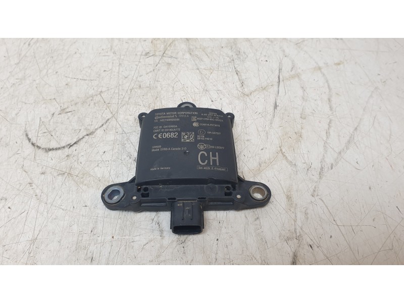 Recambio de modulo electronico para toyota c-hr (_x1_) 1.8 hybrid (zyx10_, zyx11_) referencia OEM IAM 88162F4010  