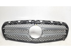 Recambio de rejilla delantera para mercedes-benz clase a (w176) referencia OEM IAM A1768880260  