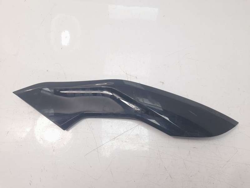 Recambio de moldura para bmw s s 1000 rr (2r99) referencia OEM IAM 46638569774  