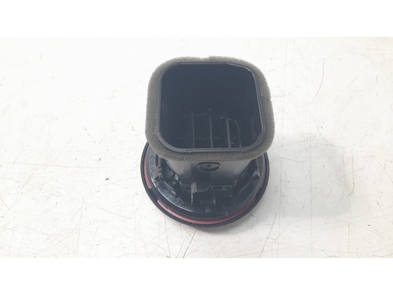 Recambio de aireador izquierdo para seat arona fr referencia OEM IAM 6F0819203  