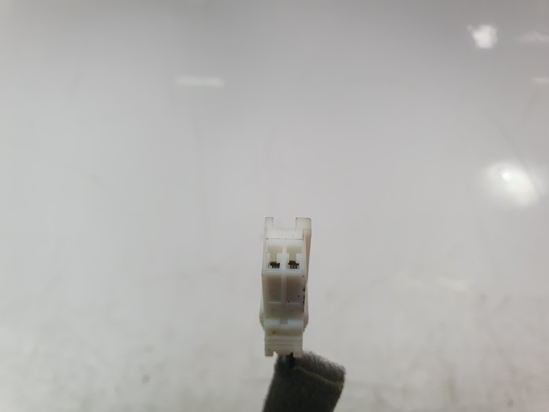 Recambio de luz central de freno para kia sportage v (nq5) 1.6 t-gdi referencia OEM IAM 92700R2000  