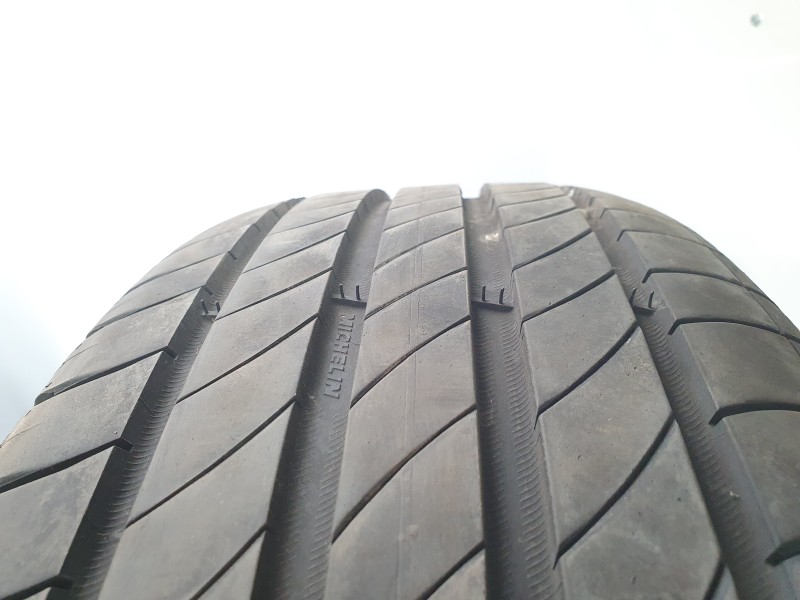 Recambio de neumatico para kia sportage v (nq5) 1.6 t-gdi hybrid referencia OEM IAM 2156517  