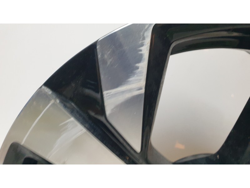 Recambio de llanta para volkswagen taigo taigo referencia OEM IAM 2G7601025B  