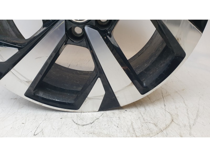 Recambio de llanta para volkswagen taigo taigo referencia OEM IAM 2G7601025B  