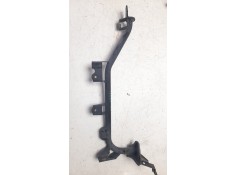 Recambio de estribera derecha para honda x-adv referencia OEM IAM 50610MKHD00  