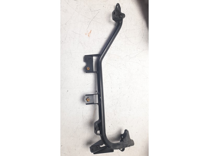 Recambio de estribera izquierda para honda x-adv referencia OEM IAM 50620MKHD00  