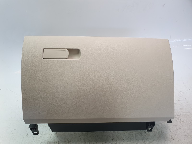 Recambio de guantera para mercedes-benz cla-klasse (bm 118) cla 180 (118.384) referencia OEM IAM 1776801200  