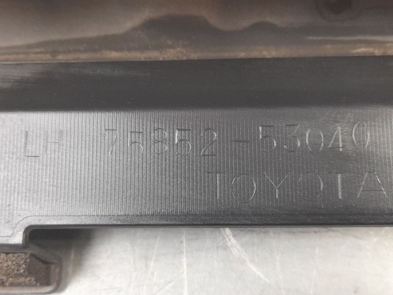 Recambio de estribo lateral para lexus is iii (_e3_) 300h (ave30_) referencia OEM IAM 7585253040  