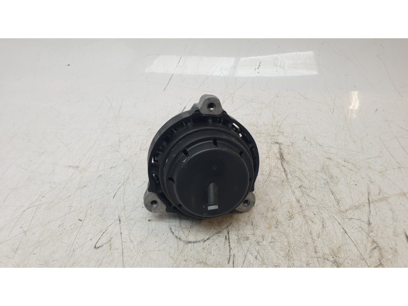 Recambio de soporte motor derecho para bmw serie x3 (g01) xdrive 20d referencia OEM IAM 8482772  