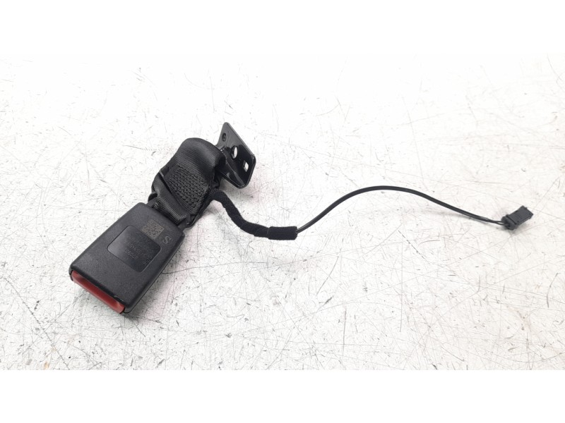 Recambio de enganche cinturon trasero izquierdo para fiat 500 (312) berlina dolcevita referencia OEM IAM 7357542870  