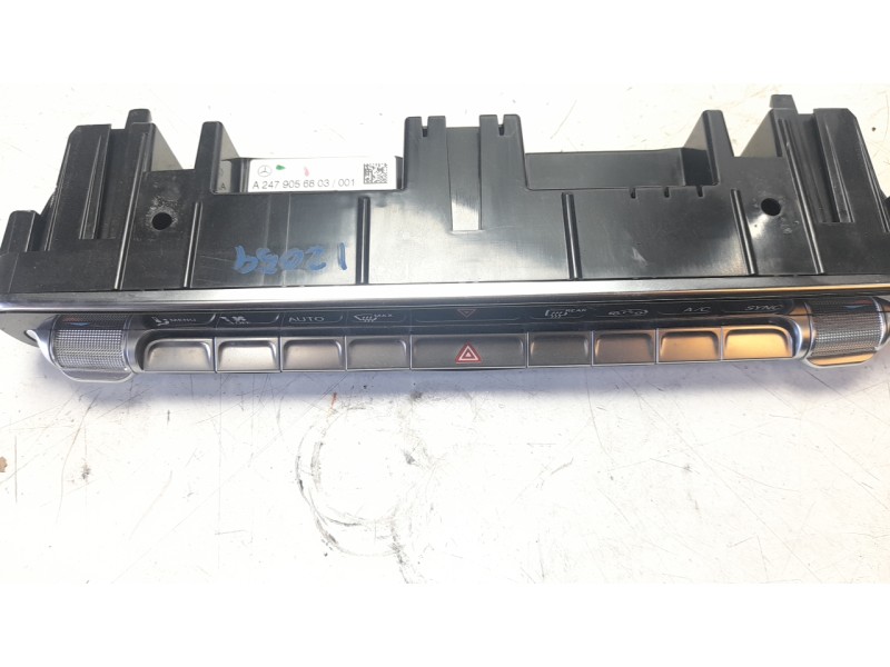 Recambio de mando climatizador para mercedes-benz cla-klasse (bm 118) cla 180 (118.384) referencia OEM IAM 2479056703  