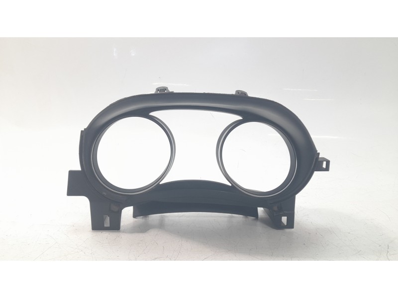 Recambio de moldura para nissan qashqai ii (j11, j11_) 1.3 dig-t referencia OEM IAM 682S74EA0A  