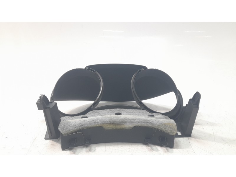 Recambio de moldura para nissan qashqai ii (j11, j11_) 1.3 dig-t referencia OEM IAM 682S74EA0A  