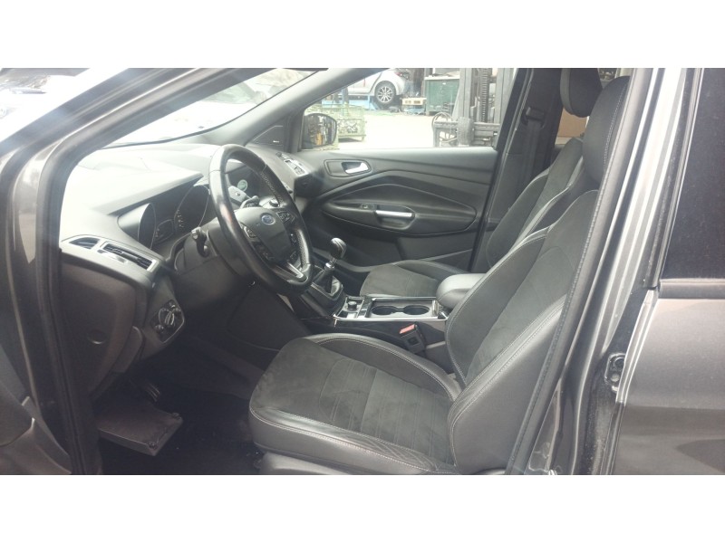 ford kuga ii (dm2) del año 2017