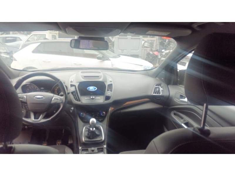 ford kuga ii (dm2) del año 2017