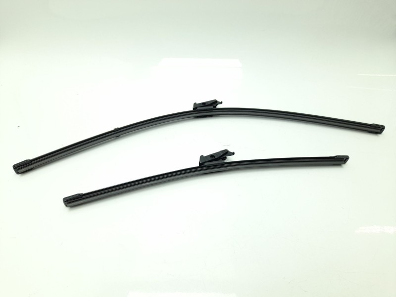 Recambio de escobilla limpia para seat ibiza iv (6j5, 6p1) 1.4 tdi referencia OEM IAM 6J1955426A 826FB6004012 